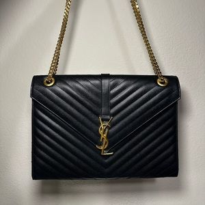 YSL Matelasse Chevron Monogram
Satchel black with gold hardware
